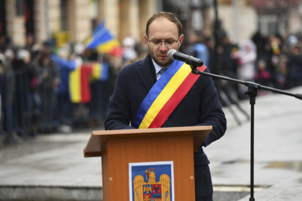 primarul botosaniului a fost condamnat la un an de inchisoare sub supraveghere intr un dosar de coruptie isi poate pastra mandatul 68112ade47f09