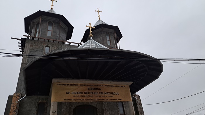 primarul vrea sa demoleze lucrari fara autorizatie la biserica sfantul nectarie parohia incearca sa intre in legalitate iata ce s a intamplat in proces 67eb997600e6a