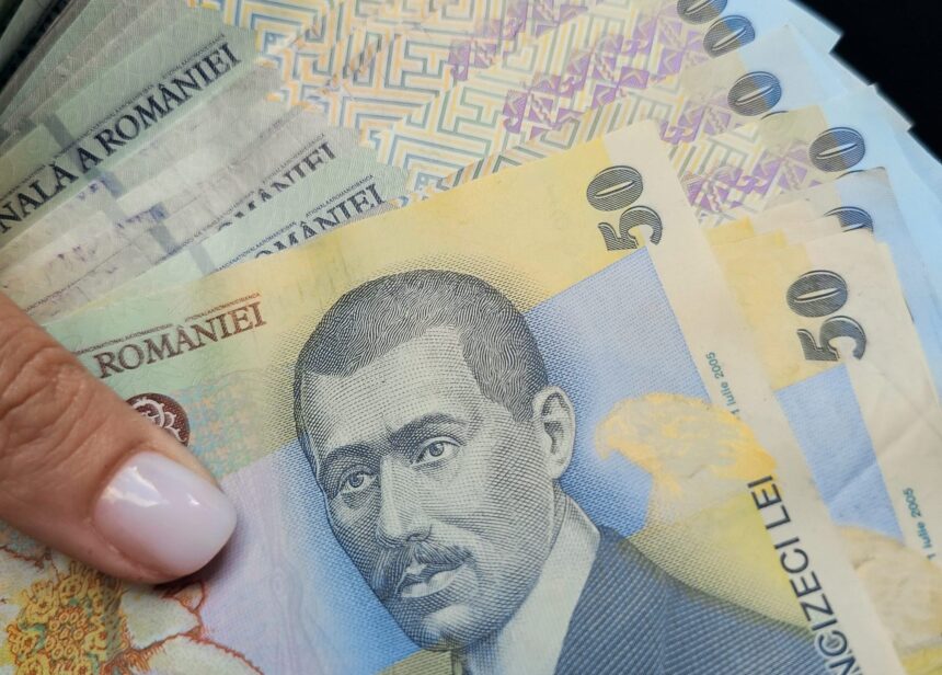 profesoara de religie de la scoala 8 din constanta cea care si a inselat elevii de la care a strans bani pentru o asa zisa tabara a fost retinuta pentru inselaciune 67f941bf31a00