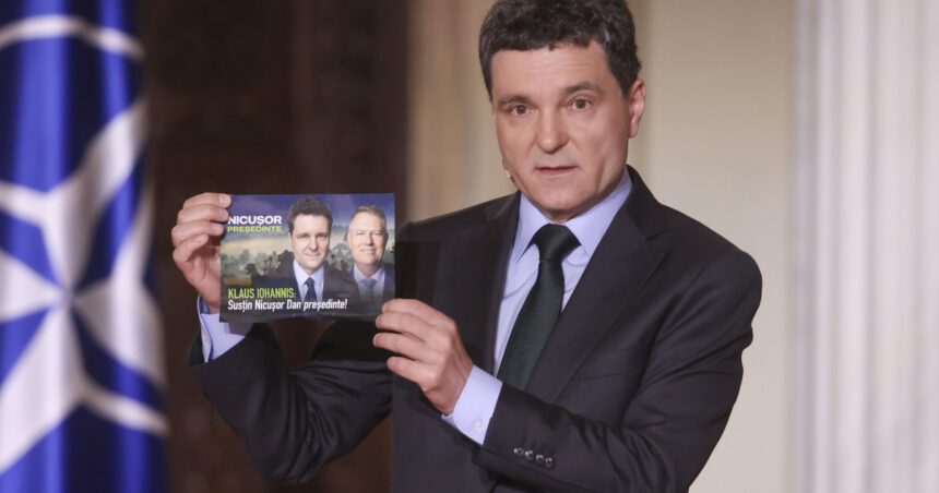 reactia lui nicusor dan dupa ce pliante in care apare sustinut de klaus iohannis au fost distribuite in bucuresti 68112ae13518d