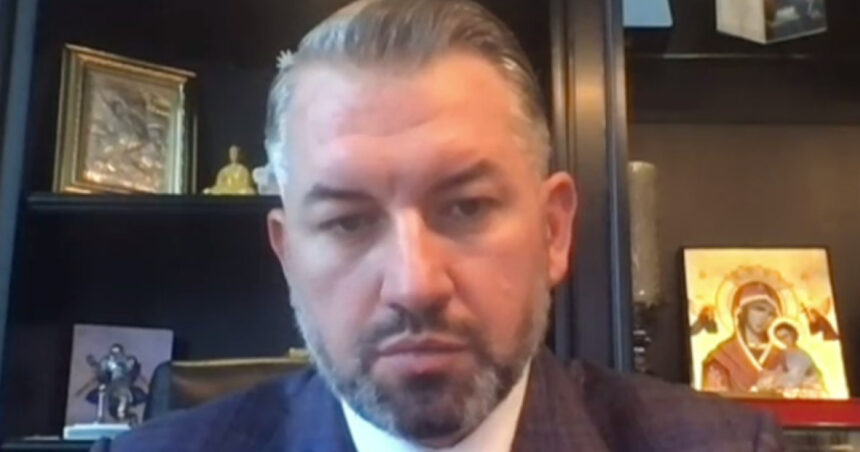 reactiile psd pnl si usr dupa declaratiile lui sprinceana caciu sunt afirmatii private ar fi trebuit sa stea in banca lui 67f3aead30e86