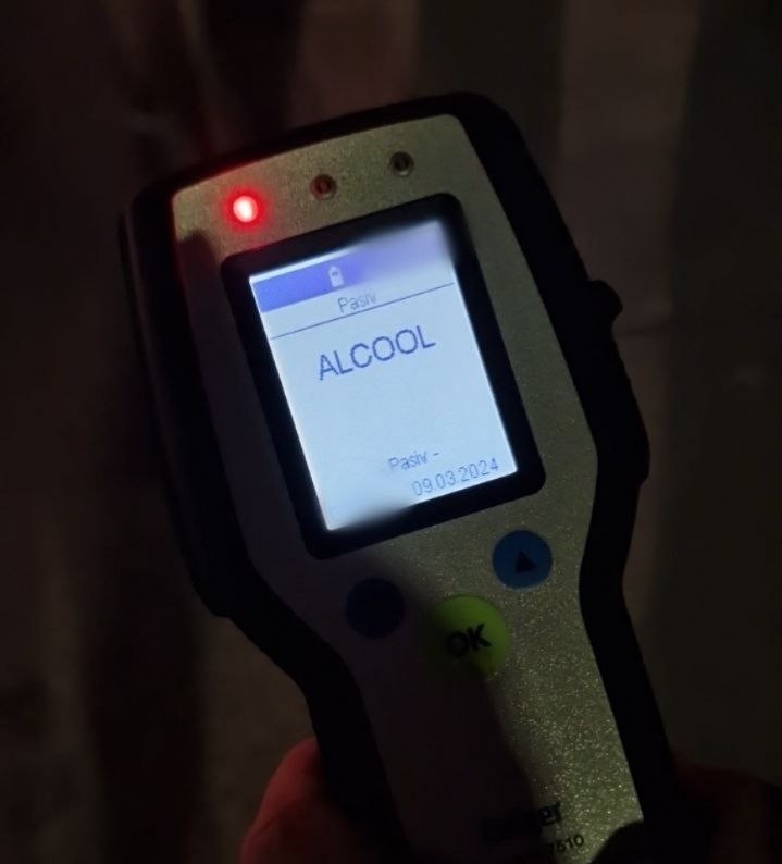 recolta bogata in noaptea de paste alcoolemie incredibila depistata la un sofer descoperit in corbu la volanul unui autoturism 68060fd6cded4
