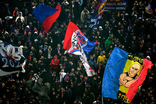 scandal la meciul fcsb dinamo fanii fcsb pusi sa isi scrie numele pe spatele fiecarui bilet 67ed1fe2b1db7