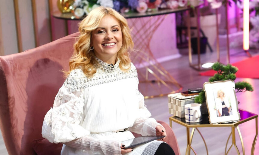 schimbare la mireasa prezentata de simona gherghe dupa ce emisiunea in direct cu romania a fost scoasa de pe post se intampla de luni 680df5ded1641