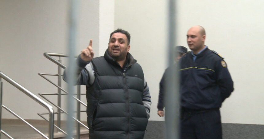 sechestru pe averea lui bercea mondialu acuzat de camatarie 40 de imobile sapte masini si 41 de conturi bancare 67ee9658e5002