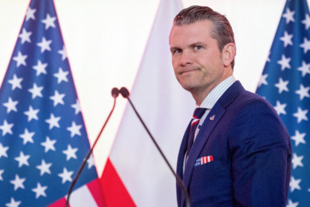 secretarul american al apararii este investigat de organismul de supraveghere al pentagonului pentru utilizarea aplicatiei signal 67eef1b7e09b4