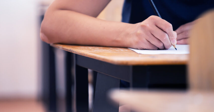 sesiune speciala a evaluarii nationale anuntata de ministerul educatiei cand vor avea loc probele 680a1402b870d