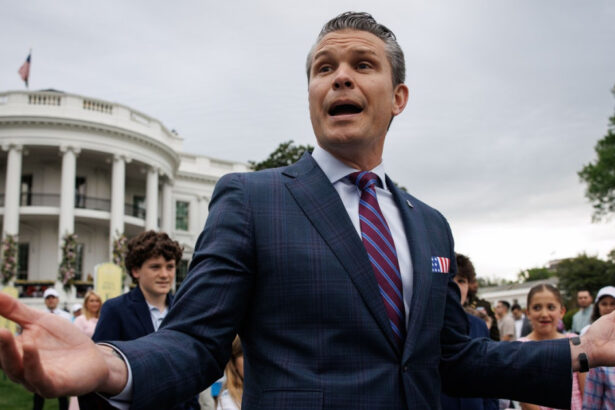 signalgate pete hegseth a ocolit filtrele de securitate de la pentagon pentru a folosi un computer personal 680b315301265