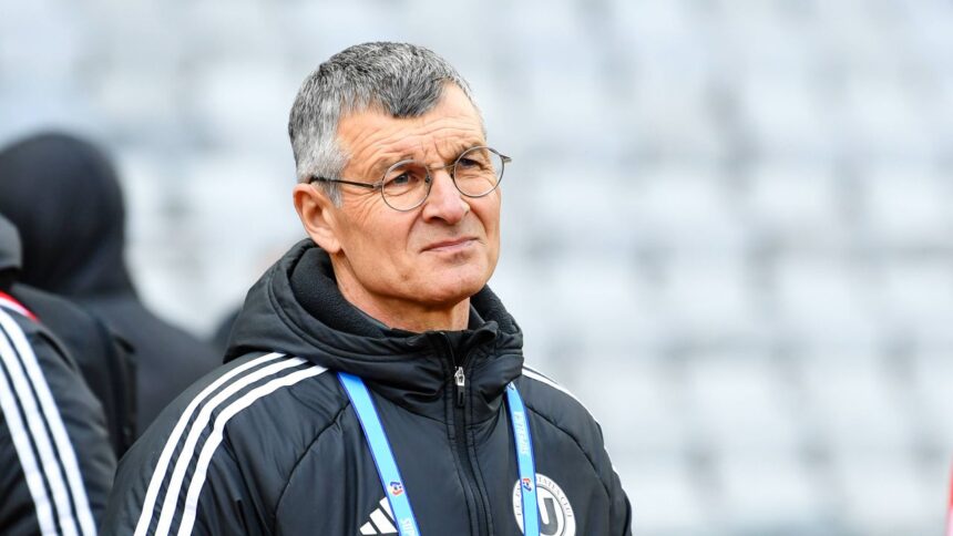special sabau si u cluj de la liga a iii a la play off ul superligii 67f5340885566