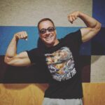 surse jean claude van damme reclamat la diicot 67ebb15e17b71