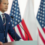 taieri uriase de fonduri la pentagon secretarul apararii anunta la ce contracte renunta 67f90598d8bc9