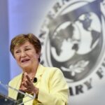 tensiunile comerciale pot duce la prabusiri ale burselor avertizeaza fmi 67fcea1546f69