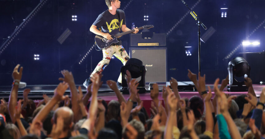 trupa britanica muse si a anulat concertul de la istanbul in urma presiunilor manifestantilor antiguvernamentali 67ee3dc102d60