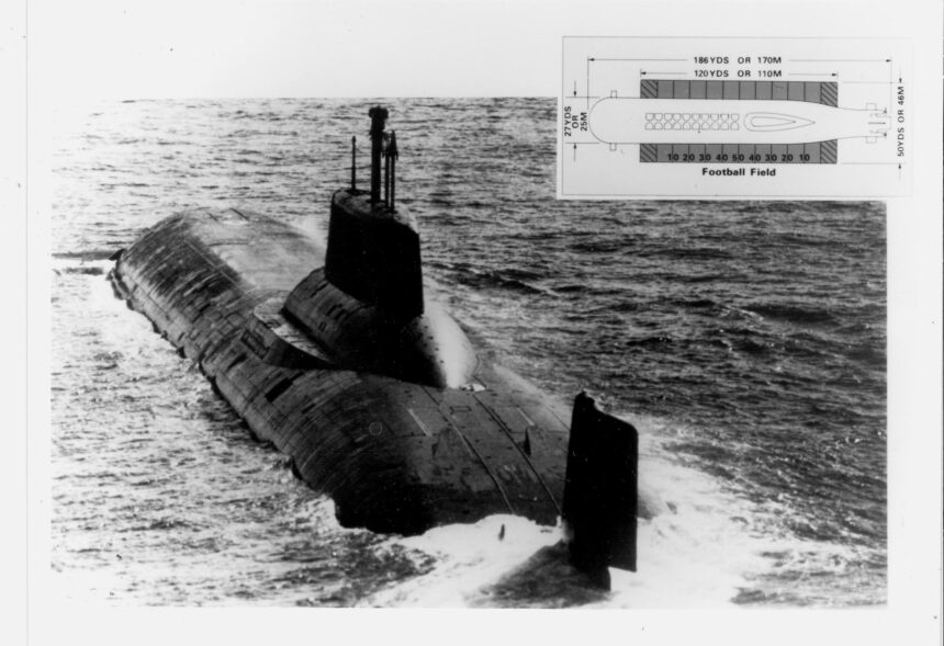 typhoon cel mai mare submarin din lume tehnologie sovietica din razboiul rece 67efe8f879040