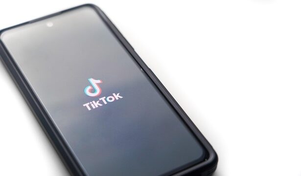 ultima ora cu putine ore inainte de termen trump amana obligatia de vanzare a tiktok 67f0328acc1eb