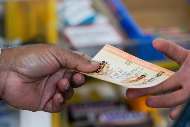 un barbat a castigat 1 milion de dolari la loterie si imediat si a dat demisia viata lui a devenit insa mai grea 6803613c273ba