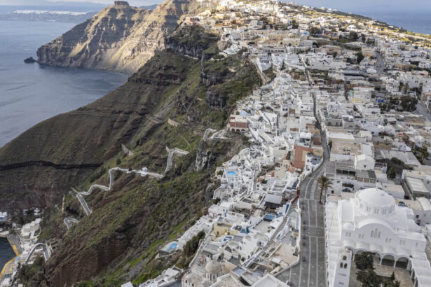 un grup de cercetatori vor sa afle daca o eruptie vulcanica ar putea distruge insula santorini stim mai multe despre unele planete 6806549119d3f