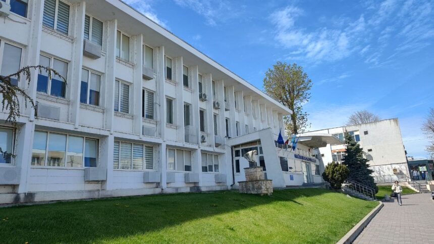 un politist local din mangalia castiga procesul intentat primarului municipiului si isi recapata functia si salariile din 2024 edilul este nemultumit 680b32387d966