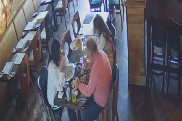 video cum a incercat un cuplu sa scape de nota de plata la restaurant au fost dati de gol de imaginile de pe camerele de supraveghere 67f8e60c18f2b