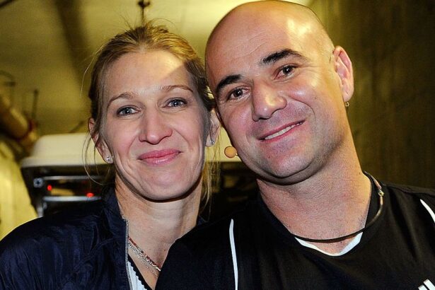 video exclusiv andre agassi implineste 55 de ani dar s a apucat de un alt sport profesionist ce spune steffi graf 6810e00a446ee
