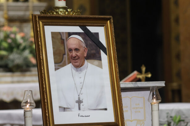video guvernul va declara zi de doliu national in romania sambata la inmormantarea papei francisc ce presupune masura 6807d78ac77d4