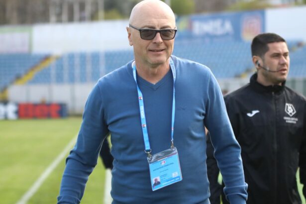 video ironia lui leo grozavu la adresa adversarilor inainte de poli iasi fc botosani sa nu fiu considerat malitios 68020b1e50aef
