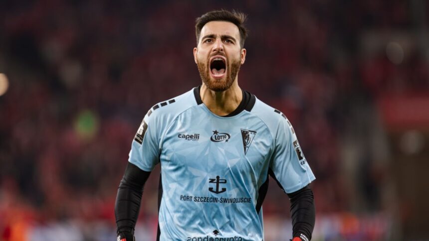 video meci nebun pentru valentin cojocaru in polonia a aparat penalty ul unui moldovean si echipa sa a marcat pe banda rulanta 67ec31edc94d4