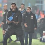 video meciul din liga 2 in care tatal si fiul au primit amandoi cartonasul galben primul pentru proteste al doilea pentru atac imprudent 67f3adc605a75