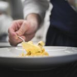 video oferta la roma 1 000 euro plus transport si cazare la hotel pentru a testa meniul unui restaurant cu o stea michelin 67f3abde61594