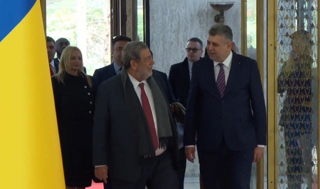 video premierul din saint vincent si grenadine la palatul victoria 67ee894d4ea75