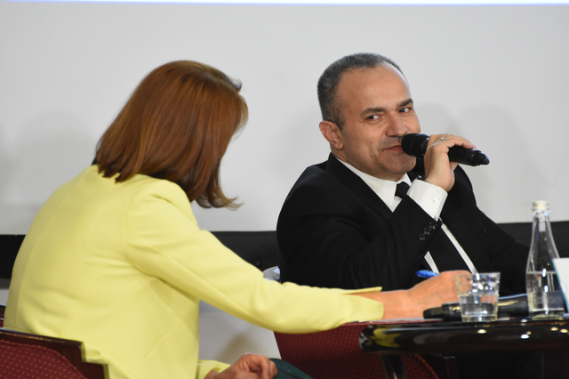 Profit Health.forum - Florin Ciocan, președinte ANMCS: România se află sub media OCDE la pacienții cu afecțiuni cronice, iar relația cu medicii este percepută mai pozitiv, însă doar 2 din 5 persoane au încredere în gestionarea sistemului. 1 video profit health forum florin ciocan presedinte anmcs romania se afla sub media ocde la pacientii cu afectiuni cronice relatia cu medicii este perceputa mai pozitiv dar numai 2 din 5 pe 67ee8c8d86a6c