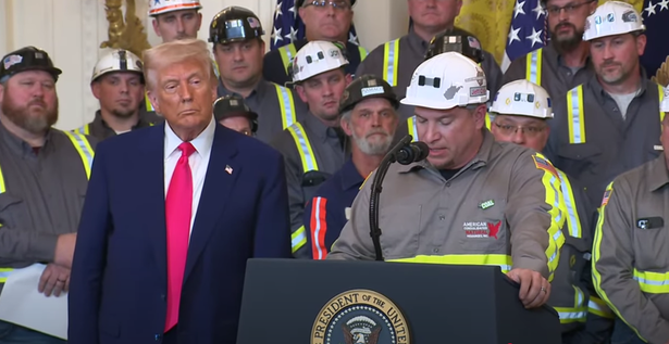 video trump a chemat minerii la casa alba masuri de stimulare a productiei de energie pe baza de carbune dupa decarbonarea promovata de fosta administratie biden 67f68023e3fe5