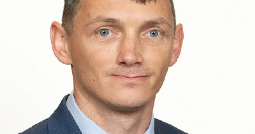 video un senator pot a mintit in cv paul pintea a inceput liceul la 12 ani se lauda cu facultate la academicsingles site de matrimoniale 67ed365560195