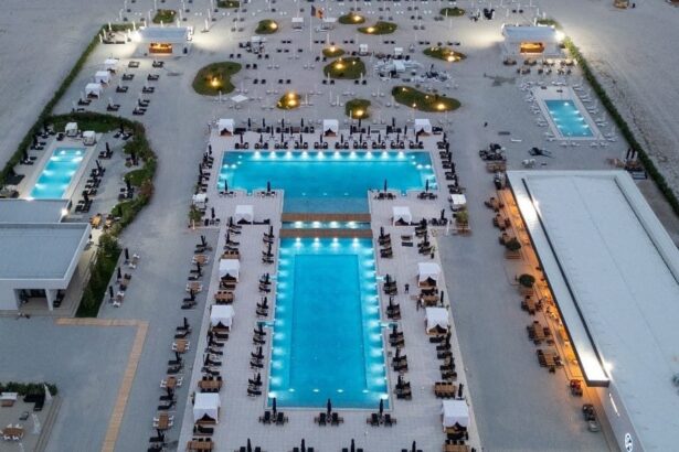 video viceprimarul costin rasauteanu considera ca piscina de pe plaja din mamaia aduce un plus destinatiei turistice 67f2e6ba54f18