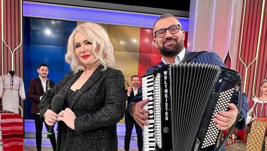 Viorica de la Clejani a semnat cu Pro TV. În ce emisiune va apărea artista: „Eu încerc să mă distrez că sunt femeie liberă, fără Ioniță!” 1 viorica de la clejani a semnat cu pro tv in ce emisiune va aparea artista eu incerc sa ma distrez ca sunt femeie libera fara ionita 680a28087c5b1