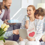 4 mai 2025 ziua mamei parlamentul romaniei a adoptat legea pentru celebrarea sarbatorii in prima duminica din luna mai 6816e79c6494b