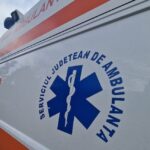 accident pe dn 22 in zona popasului tasaul o persoana a fost ranita dupa ce un autoturism si o camioneta s au ciocnit 682236686999d