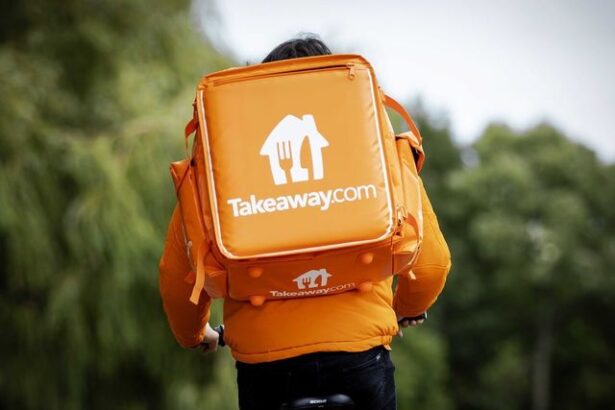 actionarul majoritar al emag a lansat oferta pentru just eat takeaway com care s a retras din romania invocand concurenta puternica cea mai mare afacere a sa de pana acum 682b0e8b20acb