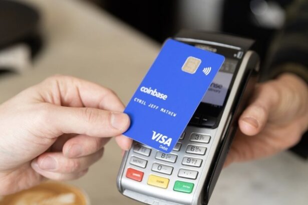 actiunile coinbase au urcat cu 22 cel mai mare castig de la alegerile prezidentiale americane datorita includerii in indicele sp 500 68242d357c458