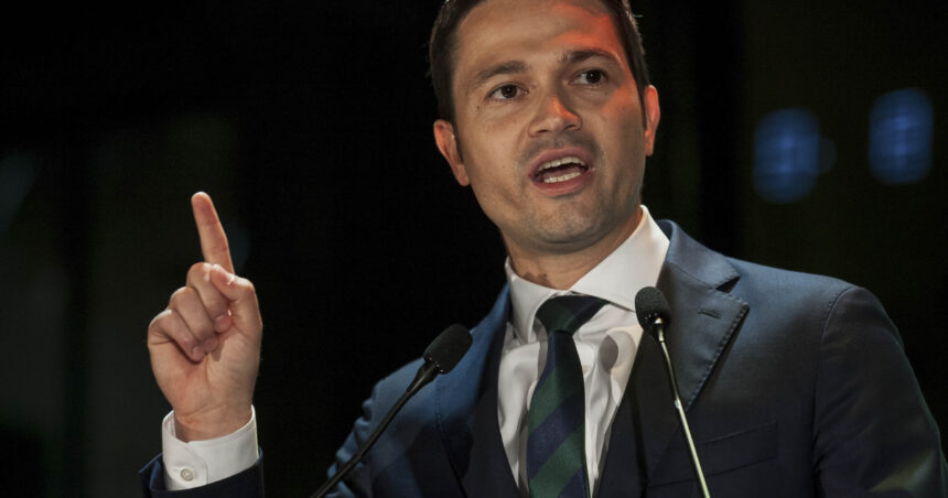 alegeri prezidentiale 2025 liberalul robert sighiartau il ataca pe marcel ciolacu este o frana pentru candidatul coalitiei 6817e9c4d0925