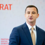 alfred simonis atac la usr nu putem face un guvern in jurul partidului care a pierdut alegerile si noi sa fim a treia roata la caruta 682f134e27773
