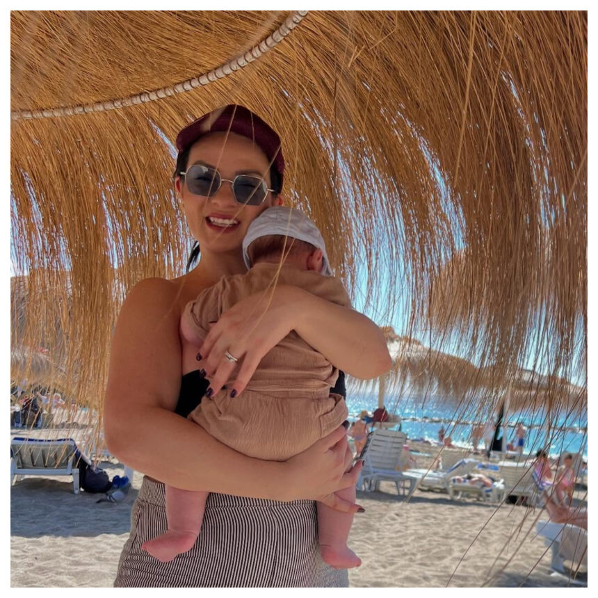 anca dinicu se desparte cu greu de fiul ei sta cu noi in camera video exclusiv 682f2734a6278