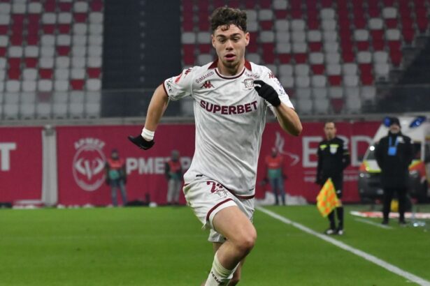 andrei borza a numit fotbalistul care i a sarit in ochi inainte de derby ul cu dinamo e periculos 68222a5fb3a05
