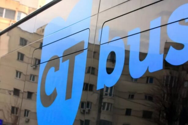 angajatii ct bus protesteaza luni acestia reclama situatia dezastruoasa a companiei 68209a499dcd7