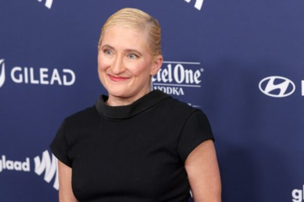 cantareata jill sobule cunoscuta pentru hiturile anilor 90 i kissed a girl si supermodel a murit intr un incendiu 681460bf9ba21