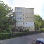 ce le mai trece unora prin cap un constantean si a facut beci in balconul blocului la parter iar acum trebuie sa l desfiinteze 68310d793139e