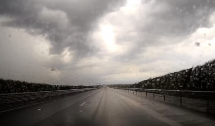 circulatie in conditii de ploaie pe autostrazile a1 a2 si a3 682829e7477e4