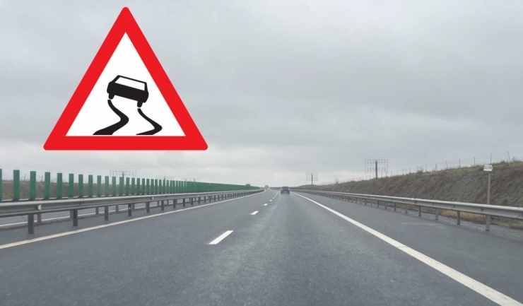 circulatie pe carosabil umed pe autostrada a2 bucuresti constanta 6819a647a552d
