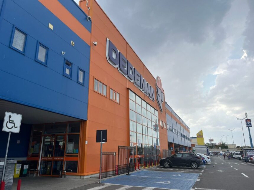 condamnat la ani grei de inchisoare in trecut dupa un incident grav din parcarea unui supermarket din constanta acum cere sa fie reabilitat 6833a4c0925e5