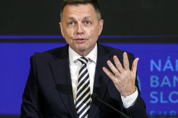 condamnat pentru coruptie guvernatorul slovaciei risca inchisoarea daca nu plateste o amenda uriasa 6838387b4d81a